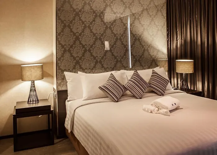 ホテル Arcadia Ploenchit By Compass Hospitality 4*