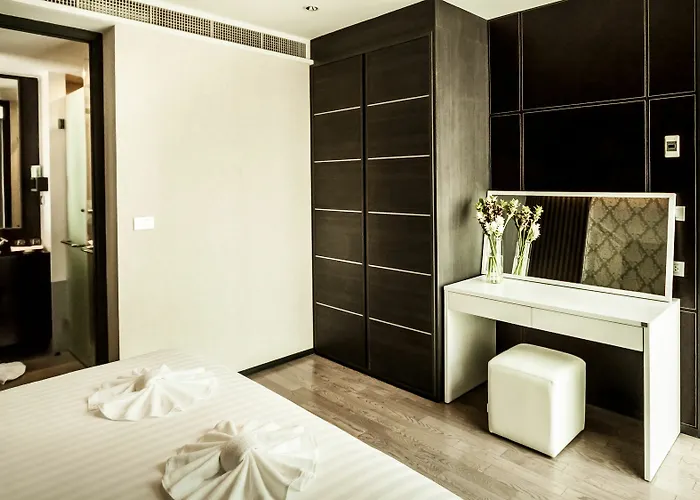 ホテル Arcadia Ploenchit By Compass Hospitality 4*