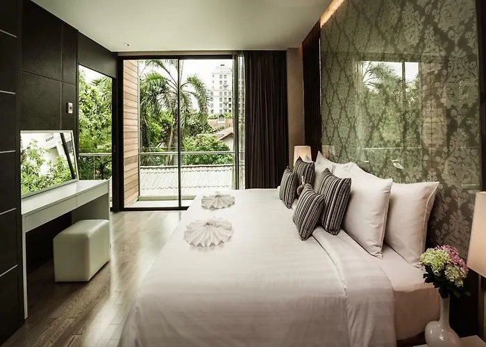 ホテル Arcadia Ploenchit By Compass Hospitality