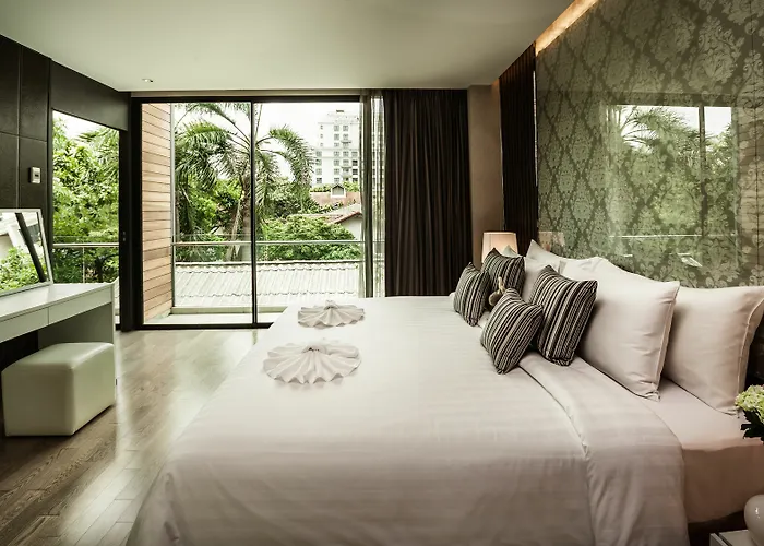 ホテル Arcadia Ploenchit By Compass Hospitality